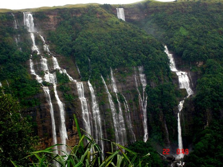 Seven Sisters Waterfall