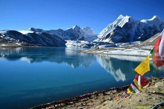 gurudongmar-lake